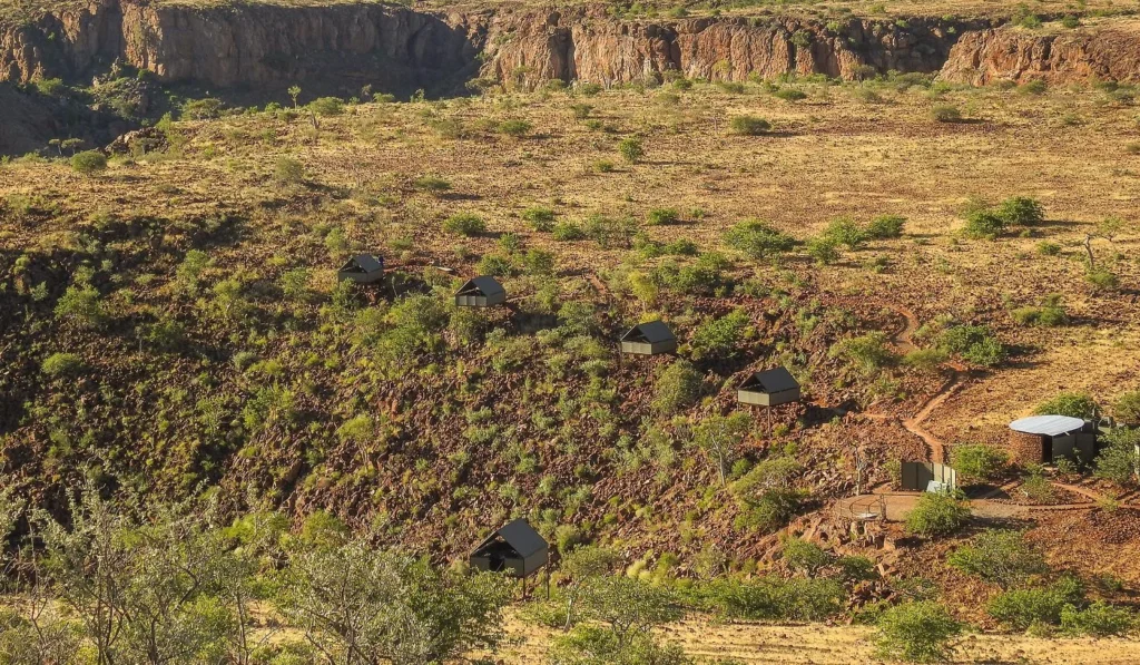 Etendeka Walking Trail