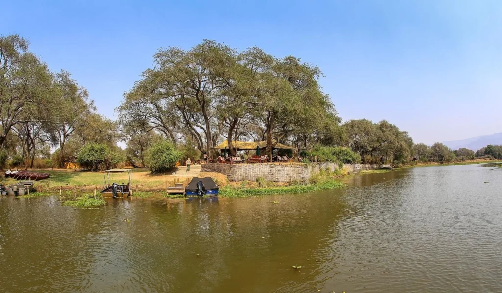 Time + Tide Chongwe Camp