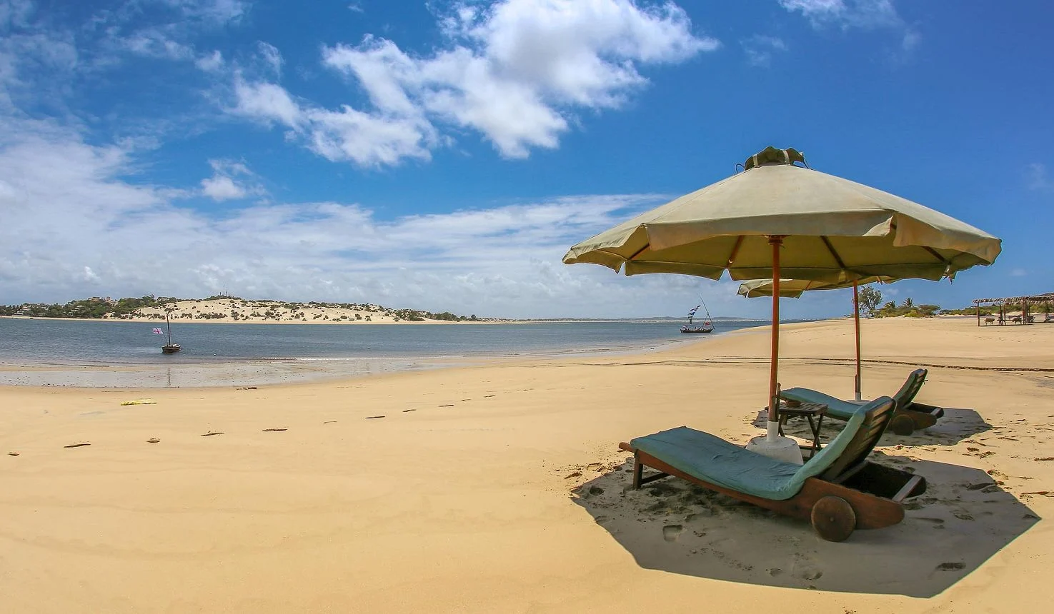 Travel to Lamu Island - ATR