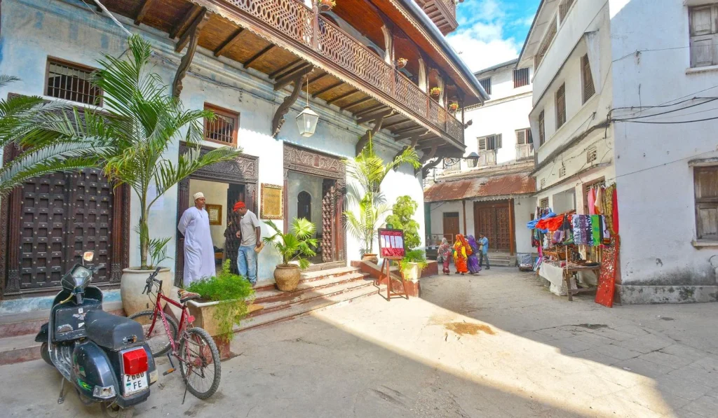 Emerson Spice Hotel