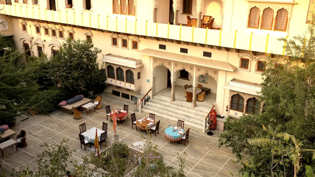 Dera Mandawa