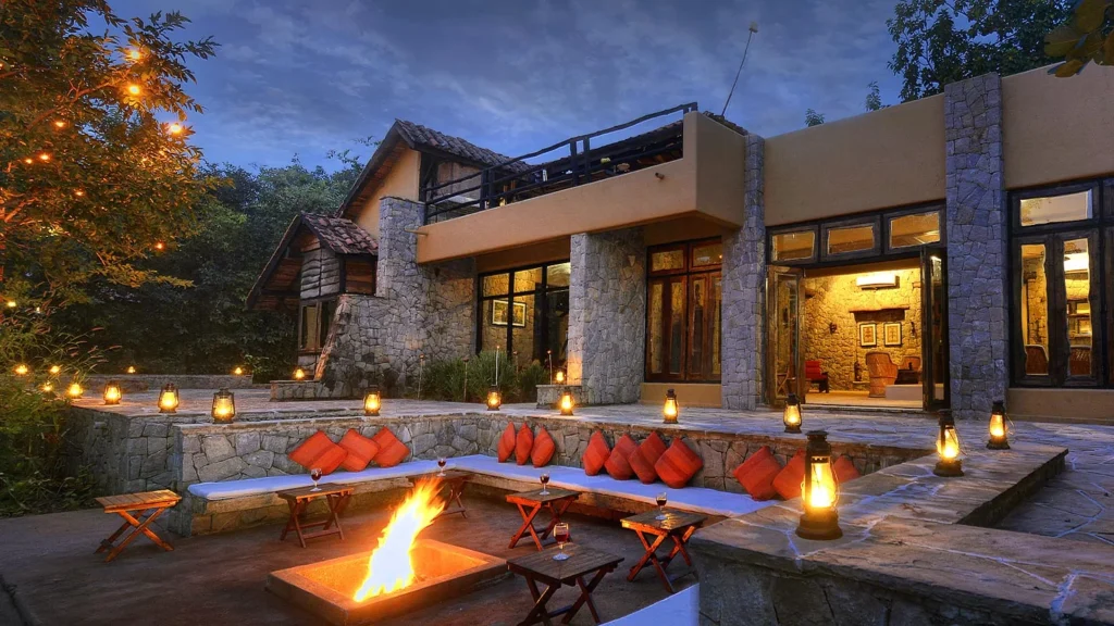 Kanha Earth Lodge