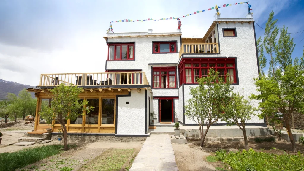 Shakti Stakna House