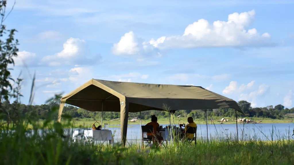 Mahoora Maduru Oya Camp