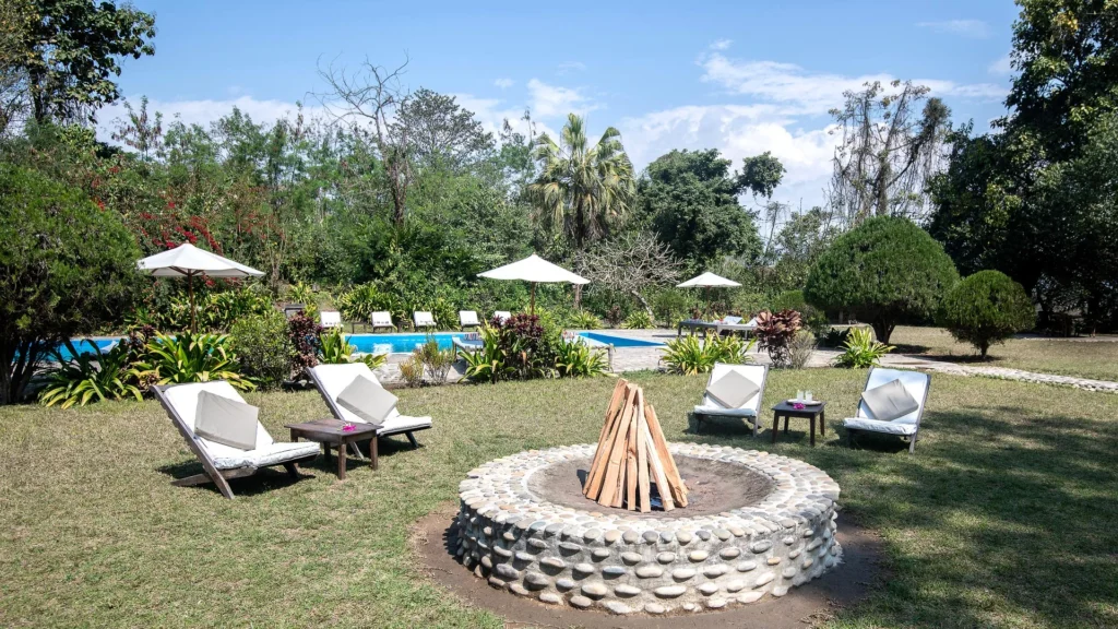 Tiger Tops Tharu Lodge