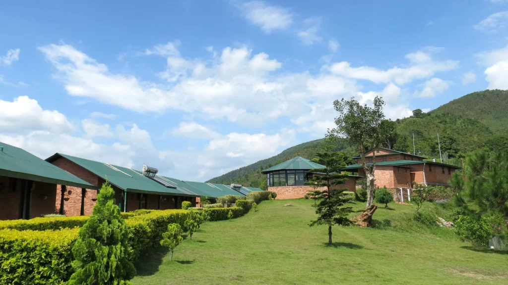 Three Mountain Lodge