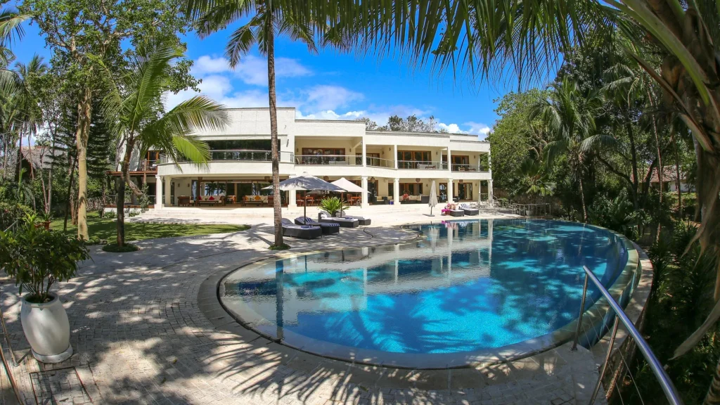 Almanara Resort