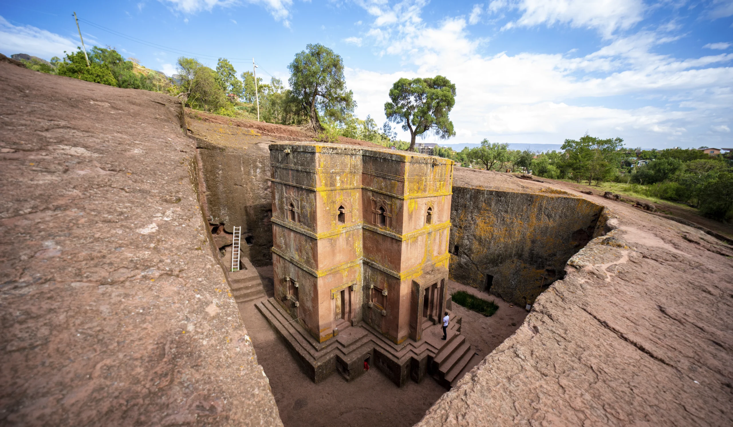 Historical safaris