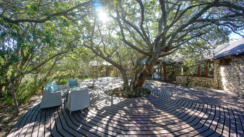 Mosaic Lagoon Lodge