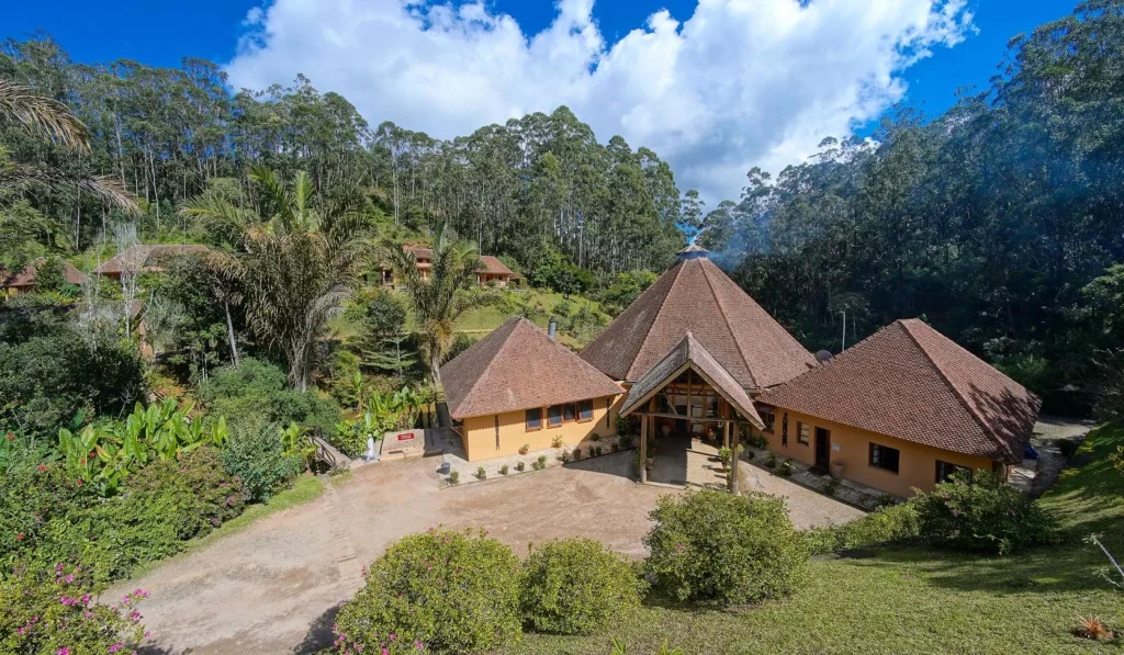 Vakona Forest Lodge