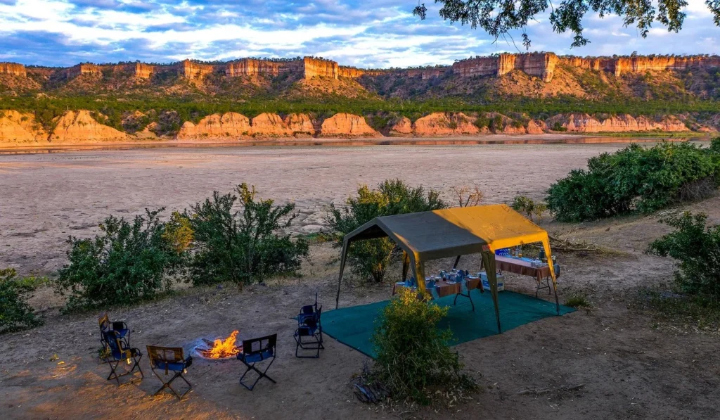 Chilo Gorge Ivory Trail