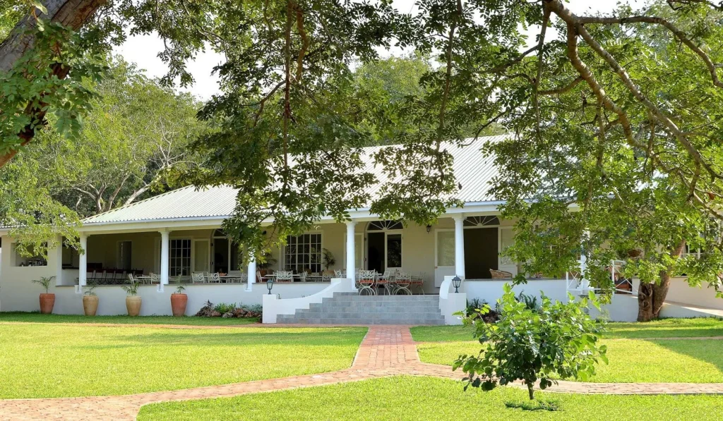 Batonka Guest Lodge