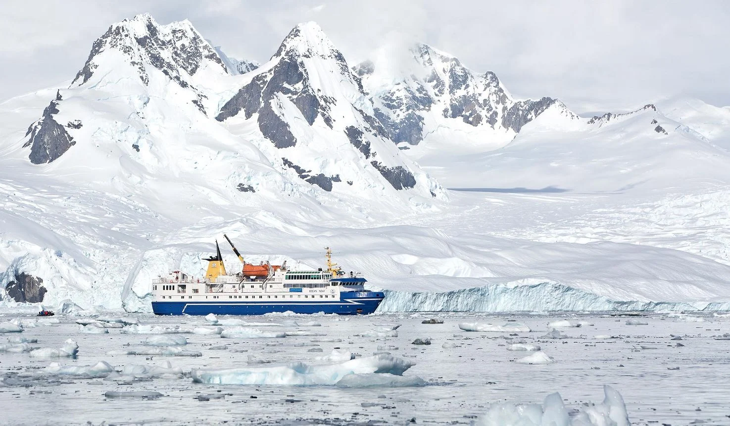 AT Antarctic Peninsula 7B