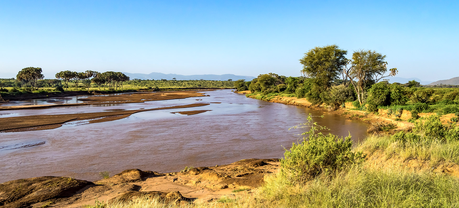 has much lower rainfall than most Kenya safari areas 